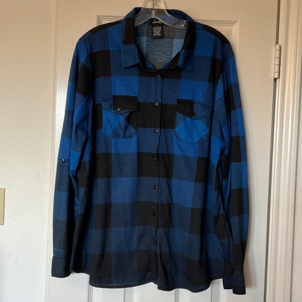 1x Justify long sleeve button up. Black and blue plaid. Fades to dark @ bottom